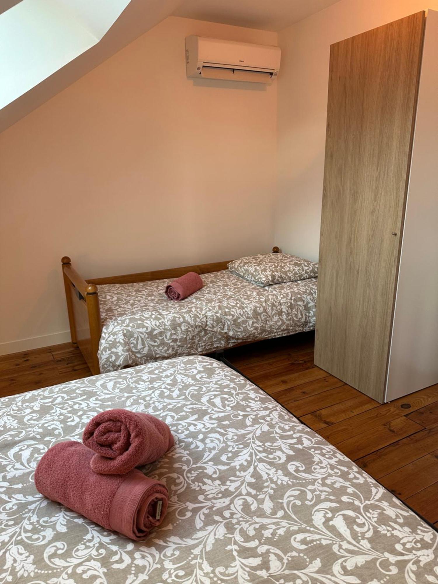 Maison Nombreux Couchages, 13 Lits, 3 Sdb, Exterieur Bourges Extérieur photo